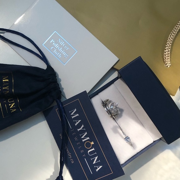 925 Sterling Silver Crown CZ Engagement Ring Set - Picture 8 of 14